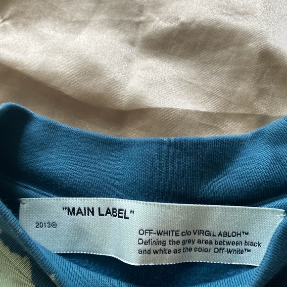 Limited Edition Off-White Shirt - Picture 4 of 4